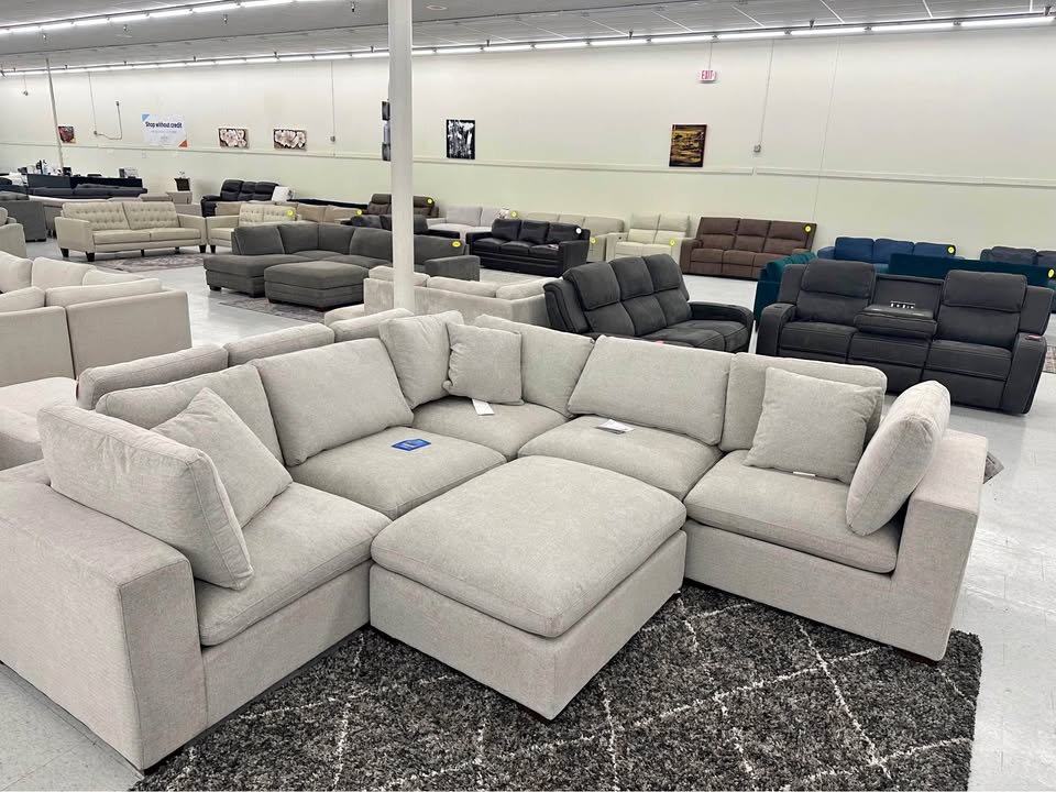 Ivory Boucle L-Shape Sectional Sofa with footstoll